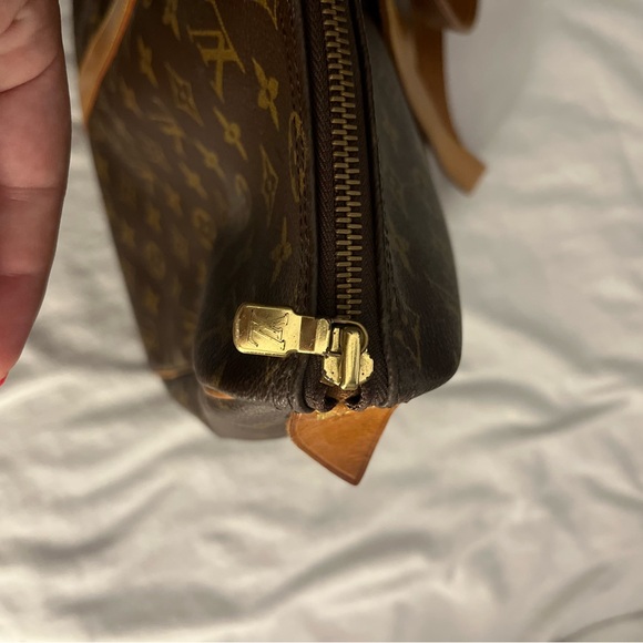 Louis Vuitton Sac Flanerie 45 Bag - Picture 4 of 7